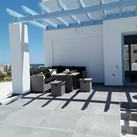 Santoxenia Luxury