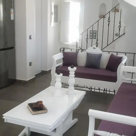 Santoxenia Luxury Kamári