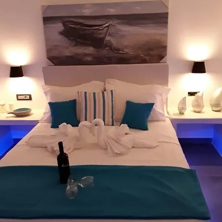Villa Santoxenia Luxury Kamári