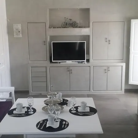 Santoxenia Luxury Villa Kamári